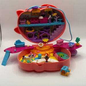 Polly Pocket Pamper & Nursery Care Pet Spa Cat Compact Playset Purse Pink